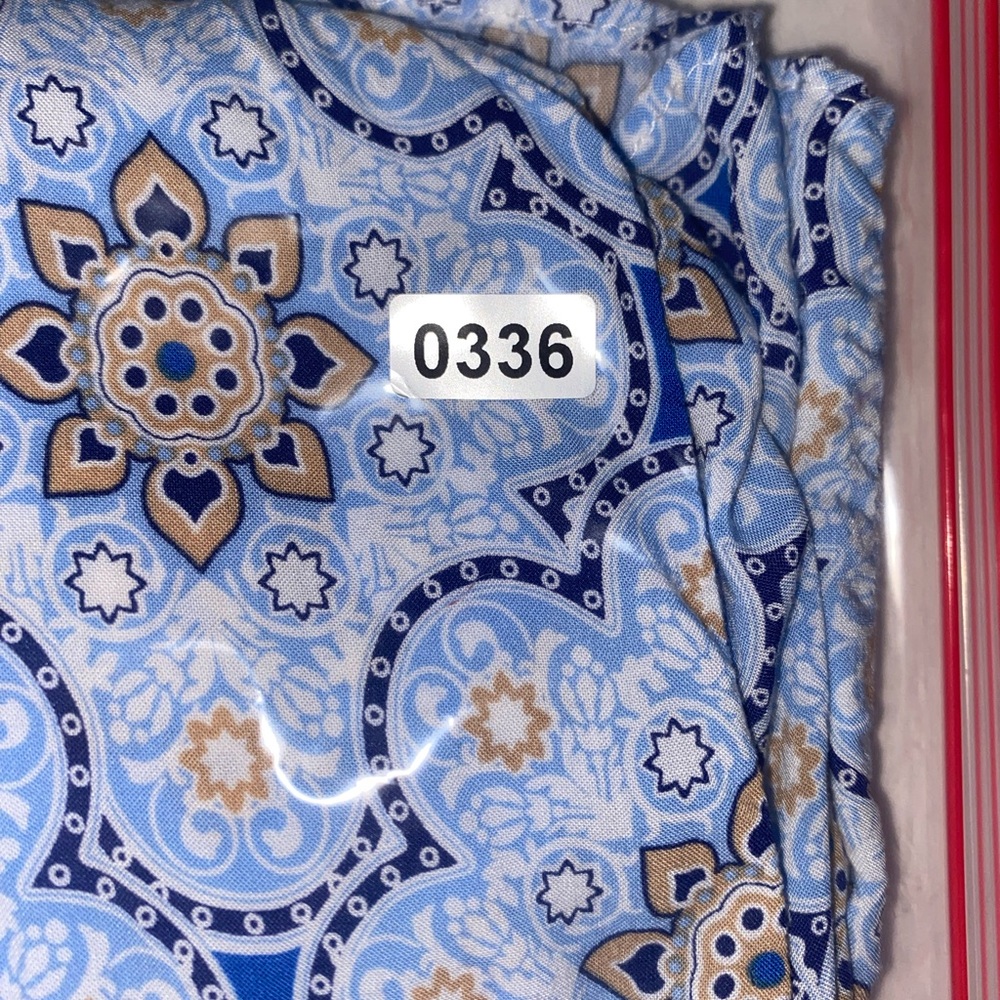 Rose & Olive Blue Floral Blouse - Picture 4 of 4